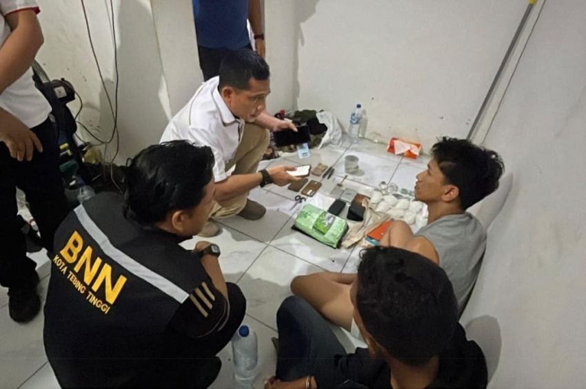 Operasi Saber Bersinar, BNN Tebingtinggi Amankan Dua Pria dan Sabu Hampir 1 Kg