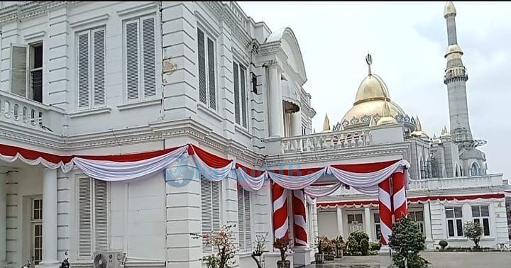 Semarak HUT ke-81 RI, Kantor Gubernur Sumut Bersolek Merah Putih