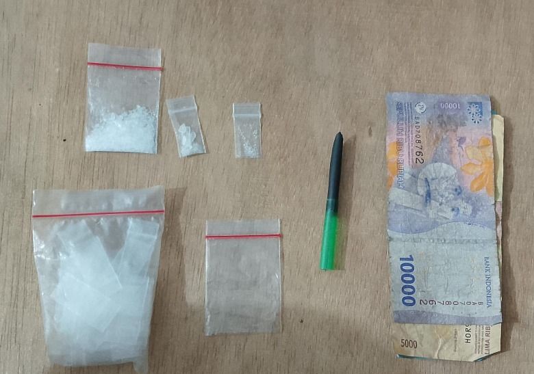 Polres  Belawan Ringkus Pengedar Sabu di Desa Bulucina