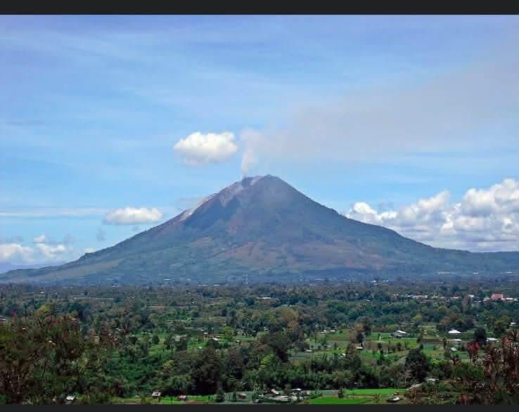Pemkab Karo Imbau Warga Tingkatkan Kewaspadaan Menyusul Peningkatan Aktivitas Gunung Sinabung
