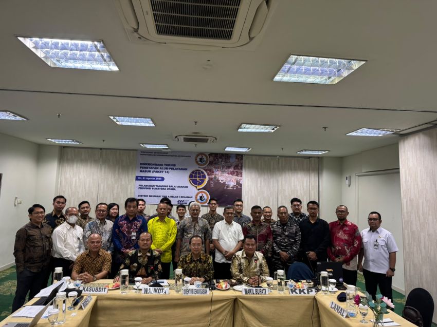 Wali Kota Tanjungbalai Hadiri Rakor Sinkronisasi Bersama Kemenhub Terkait Aspek Teknis Penetapan Alur Pelayaran Masuk Pelabuhan Tanjungbalai Asahan