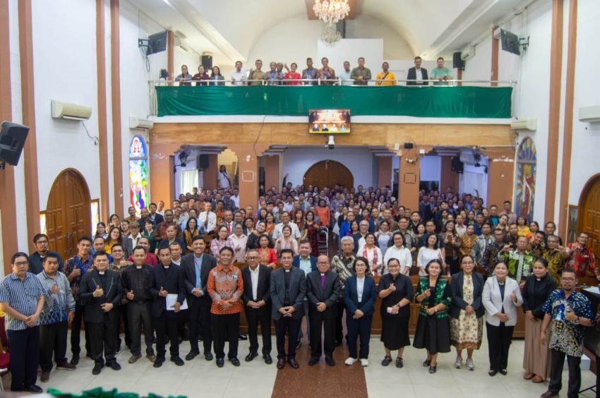 Institut Andar-Sutan (IAS) Bekali 300 Penatua dan Pengurus GKPI Jawa-Bali