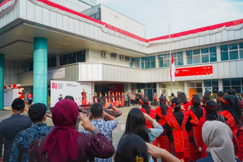 PLN UIP SBU Peringati HUT ke-81 RI, Tegaskan Komitmen Hadirkan Listrik Andal