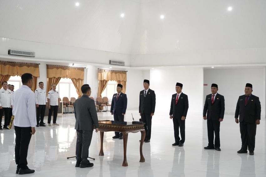 Lima Pejabat Eselon II Dilantik, Bupati Palas Tekankan Integritas dan Kinerja