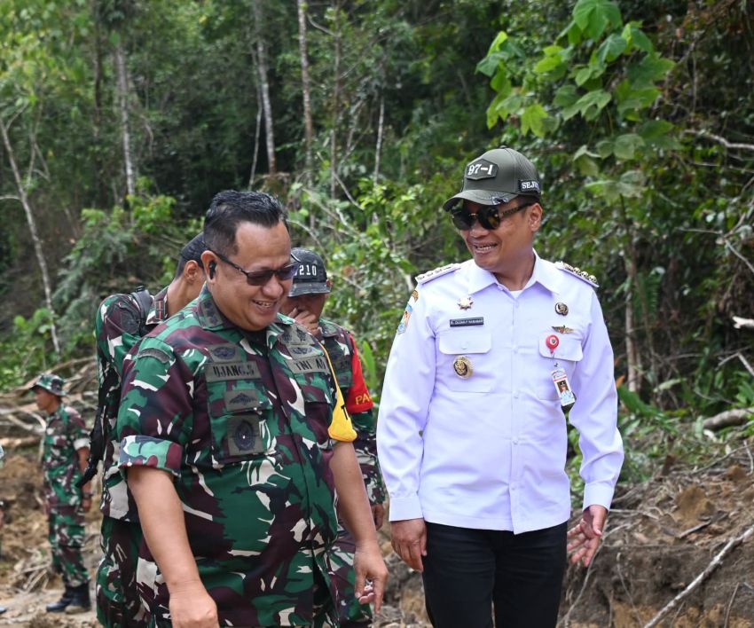 Bupati Humbahas dan Tim Wasev Pusterad Tinjau Progres TMMD ke-129 di Pakkat