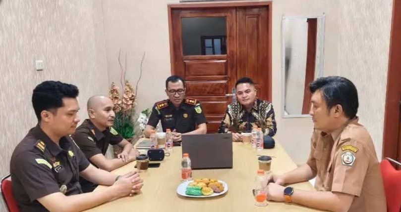 Ketua DPRD dan Kajari Nisel Konsolidasi Perkuat Sinergi Antar Lembaga