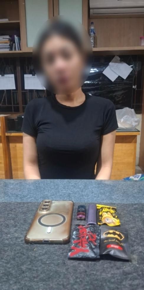 Wanita Cantik Pengedar Pod Getar Diciduk Polrestabes Medan