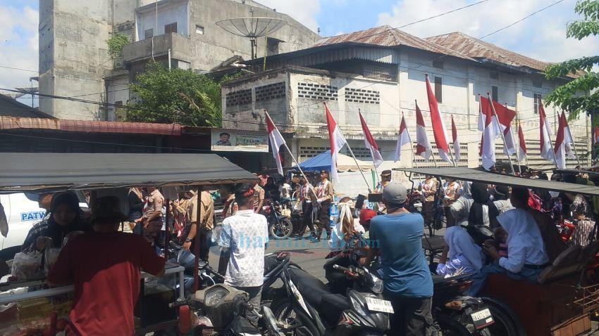 Ribuan Warga Tanjungbalai Tumpah Ruah Saksikan Pawai HUT ke-81 Kemerdekaan RI