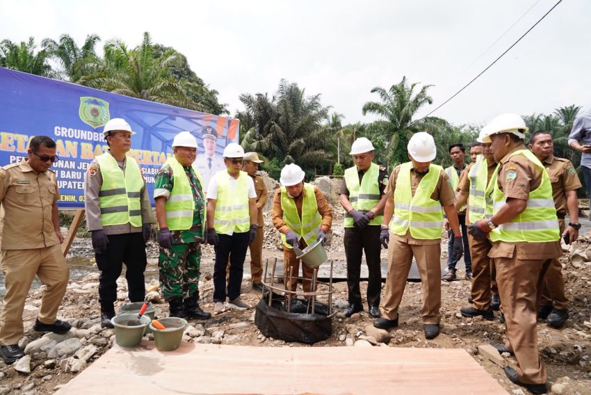 Dari 25 Peserta Tender, Hanya Satu Perusahaan Lolos Proyek Jembatan Sungai Siabu Rp13,8 Miliar