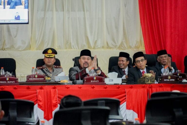Bupati Hadiri Paripurna Istimewa Pidato Kenegaraan HUT Ke 81 Kemerdekaan RI