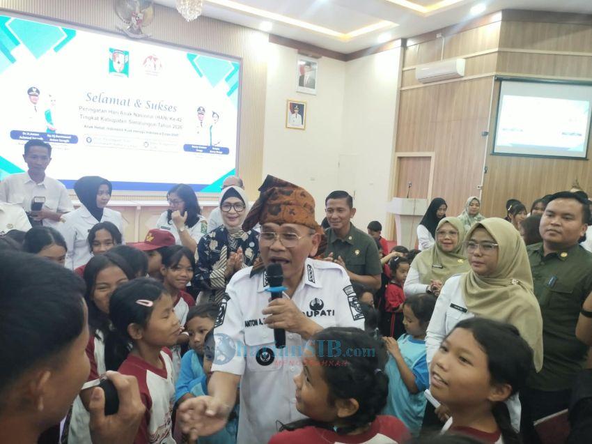 Bupati Simalungun Ajak Orang Tua Beri Perhatian Kepada Anak