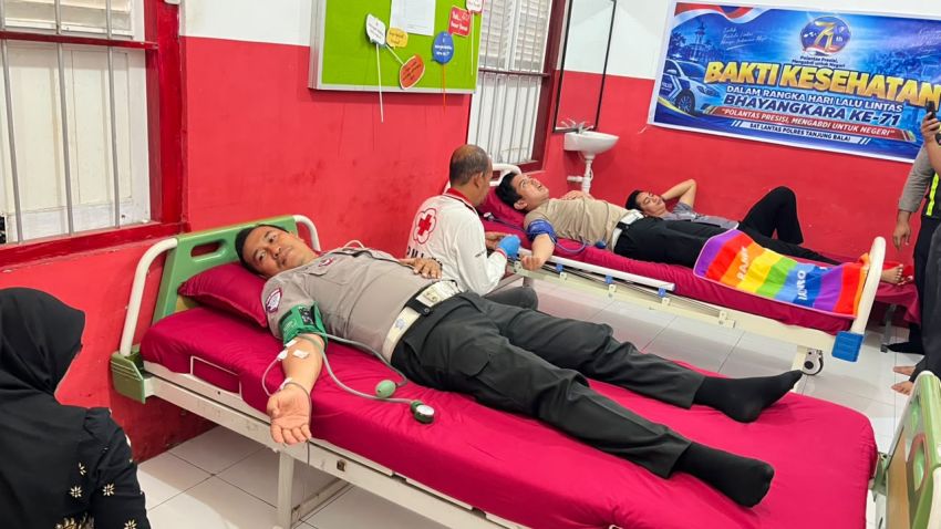 Sat Lantas Polres Tanjungbalai Gelar Donor Darah di PMI