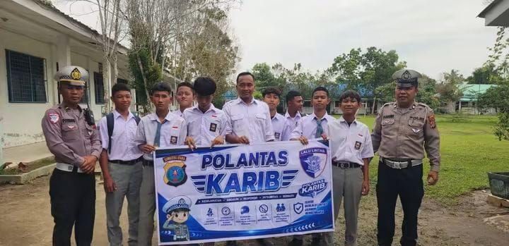 Sat Lantas Tanjungbalai Edukasi Pelajar SMKN 5 Tanjungbalai