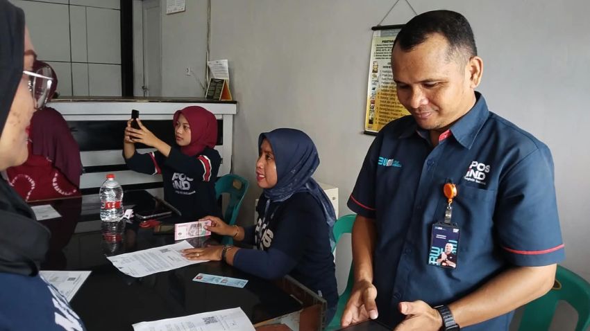3.228 KPM Pandan-Sarudik Terima Bansos Jadup dan Isi Hunian