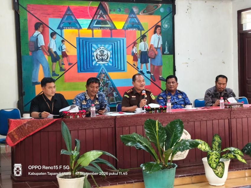 Disdik Bersama Kejari Taput Gelar Sosialisasi Pembinaan Hukum Untuk Kegiatan Revitalisasi Gedung Sekolah