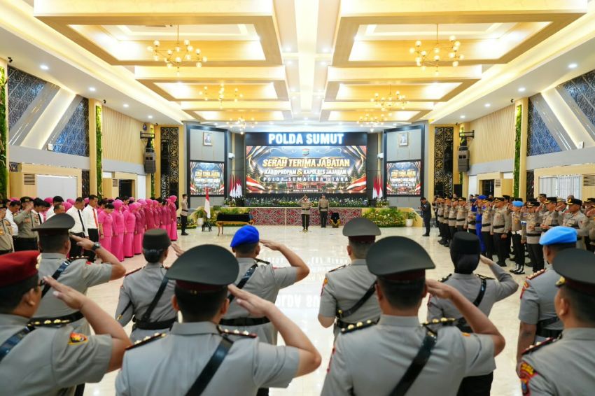 Kapolda Sumut Lantik 8 Pejabat Baru, Tekankan Profesionalisme dan Responsivitas