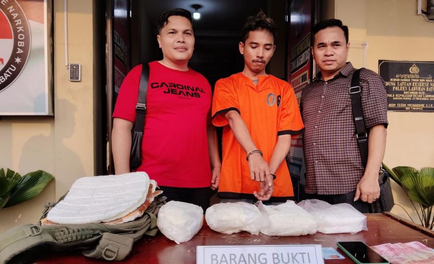 Diduga Baru Belanja, Tim Gabungan Kodim 0209/LB-Polres Labuhanbatu Tangkap Kurir Narkoba Asal Jatim dari Bus ALS