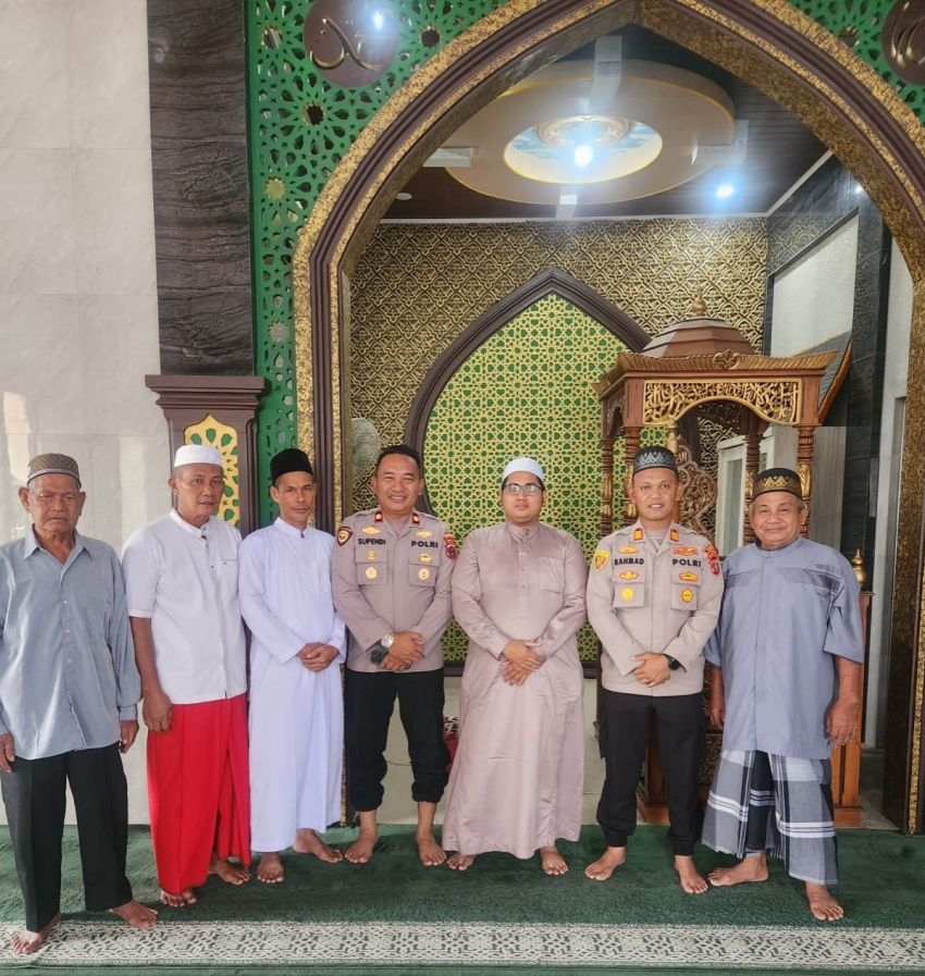 Wakapolres Batubara Salat Jumat di Masjid Salman Al Farisi, Sampaikan Pesan Kamtibmas