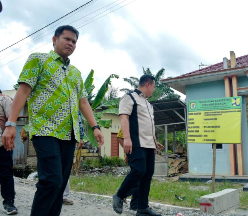 Wabup Sergai Tinjau Pembangunan Ruas Jalan Penaga Desa Juhar Bandarkhalifah