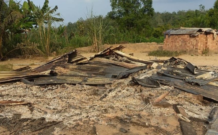 Satu Rumah Panggung Terbakar di Lobuhuala Labura