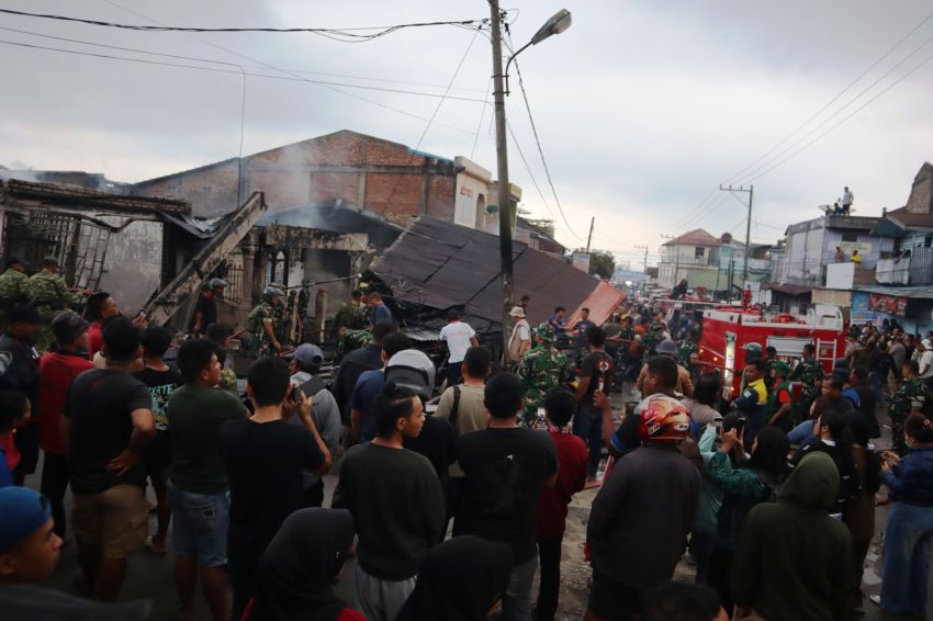 Kebakaran dan Ledakan di Sidikalang, Warga Panik