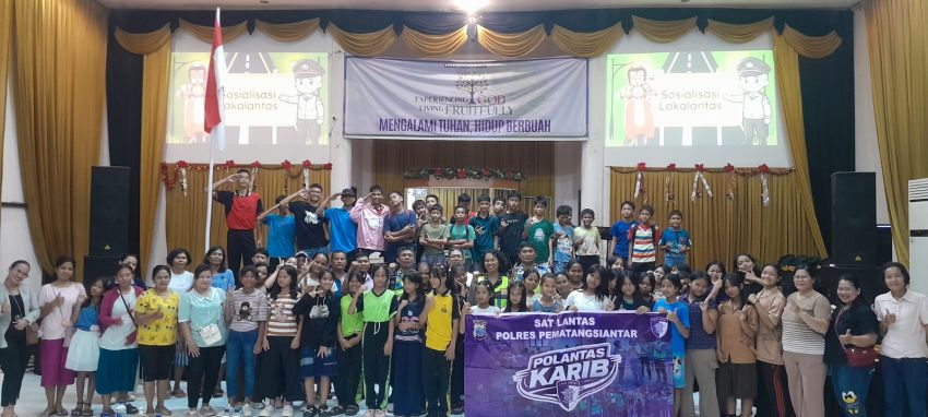 Sat Lantas Polres Pematangsiantar Ajak Jemaat GKPB Tertib Berlalu Lintas