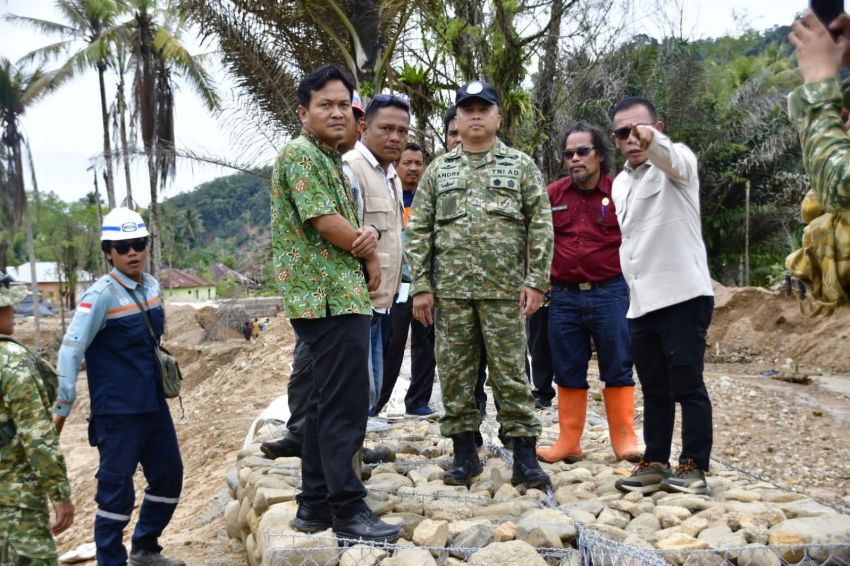 Bupati Tapteng Petakan Wilayah Rawan Banjir ke Satgas PRR