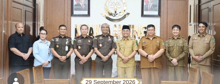 Dikunjungi Bupati Simalungun, Kajati Sumut : Kejaksaan Siap Memberikan Pelayanan