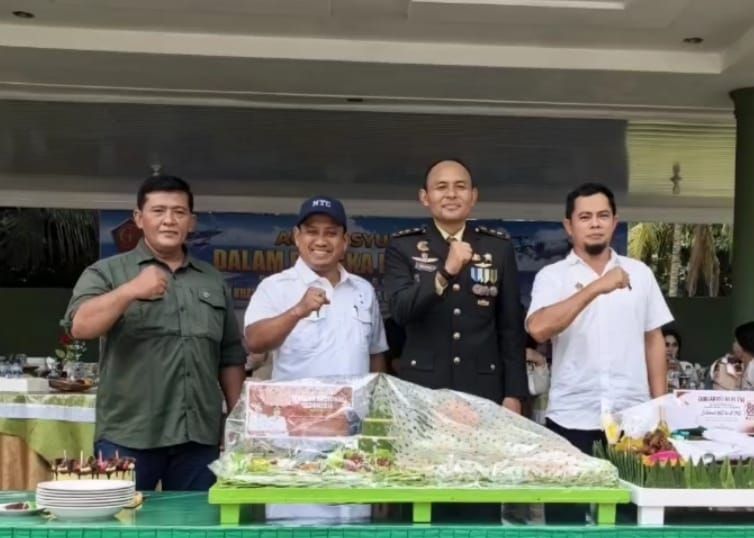 HUT ke-81 TNI, Manajer PTPN IV Regional I dan II Hadiri Upacara di Makodim 0209/LB