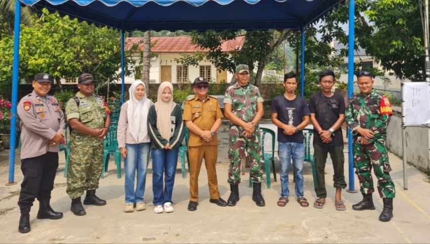 Camat Aekledong Pantau Pilkades Serentak di Empat Desa