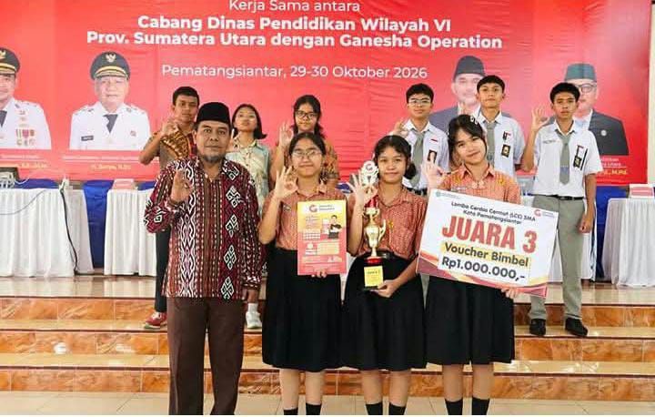 SMA Swasta RK Bintang Timur Pematangsiantar Raih Juara 3 LCC Berbasis Digital se-SMA Pematangsiantar