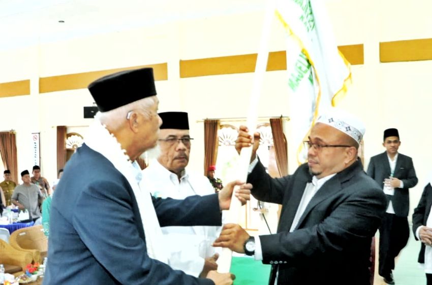 Ketua Umum MUI Sumut Kukuhkan Pengurus MUI Simalungun