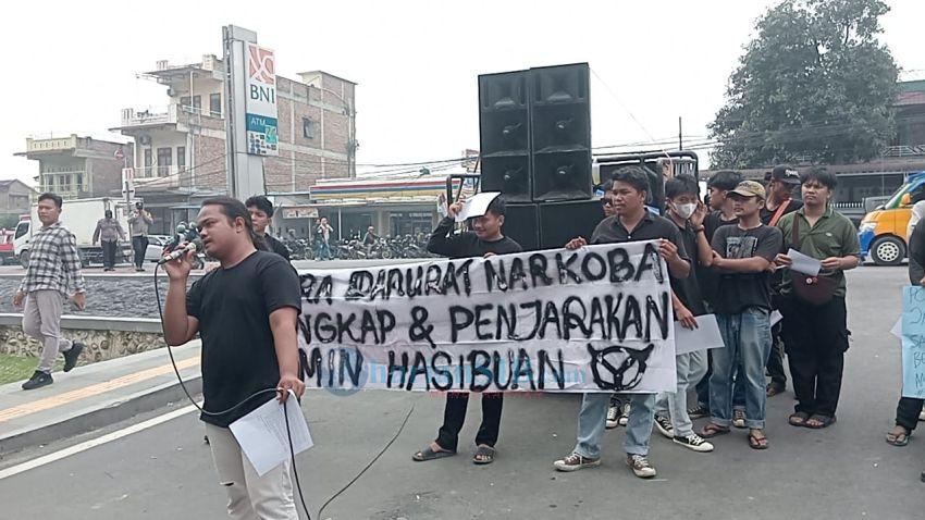 Puluhan Mahasiswa Desak Polda Sumut Periksa Dugaan Pembekingan Bandar Narkoba di Labura